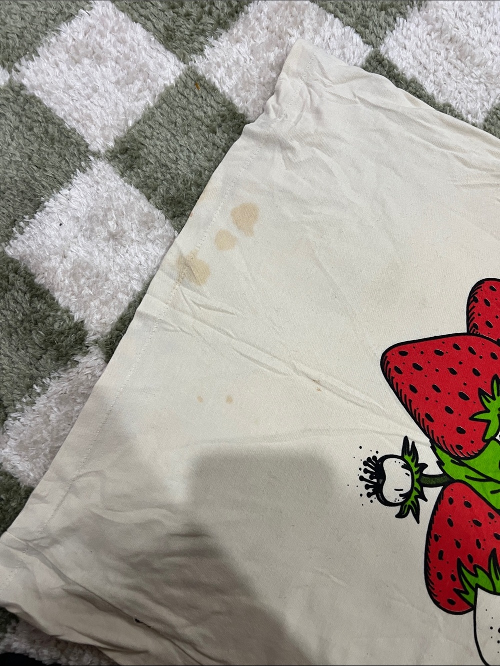 Big Bud press Strawberry Graphic Ringer Tee - Red & Cream - Picture 3 of 3
